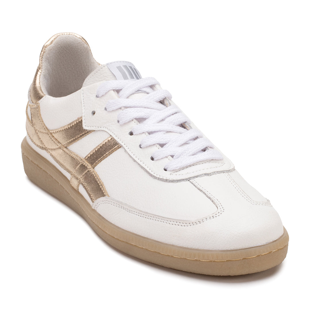 Tenis feminino Chloe casual couro premium - detalhe solado