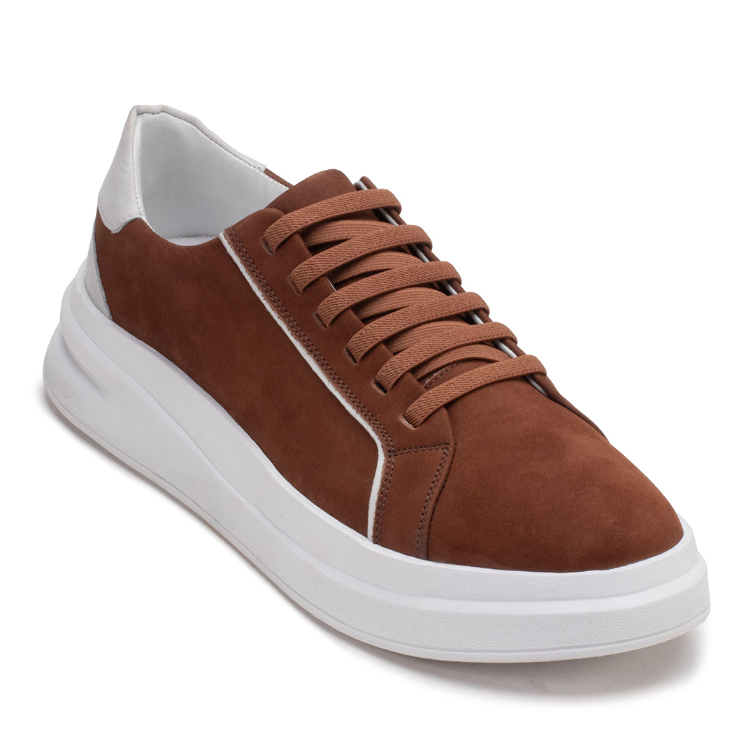 Tenis casual masculino couro nobuck sola alta - detalhe solado